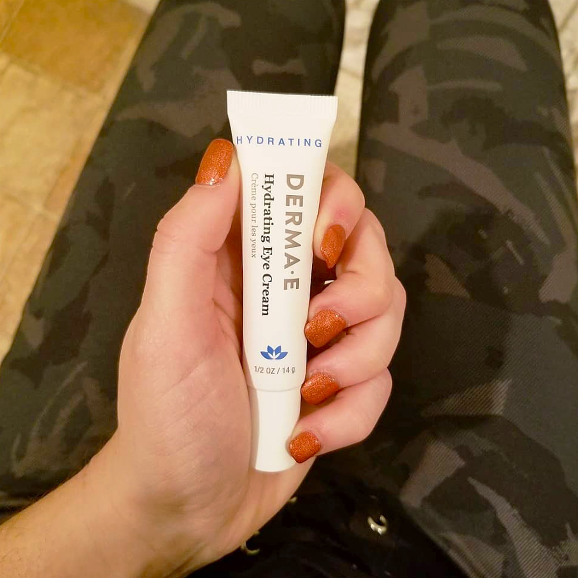 Derma E Hydrating Eye Cream with Hyaluronic Acid & Green Tea, 0.5 Oz - Image 5