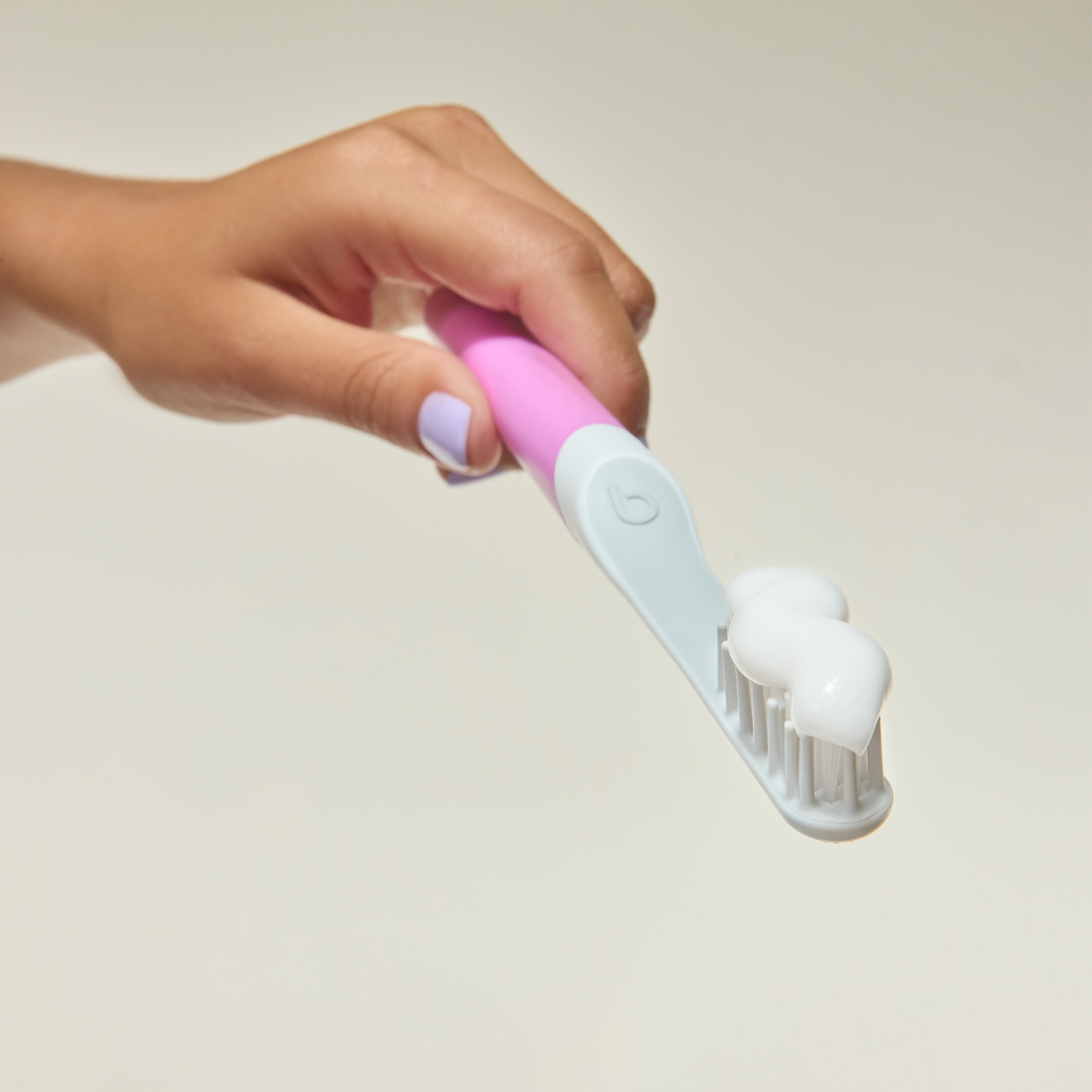 Quip Adult Electric Toothbrush Full Head, Built-in Timer + Travel Case, Blue Plastic - Image 9