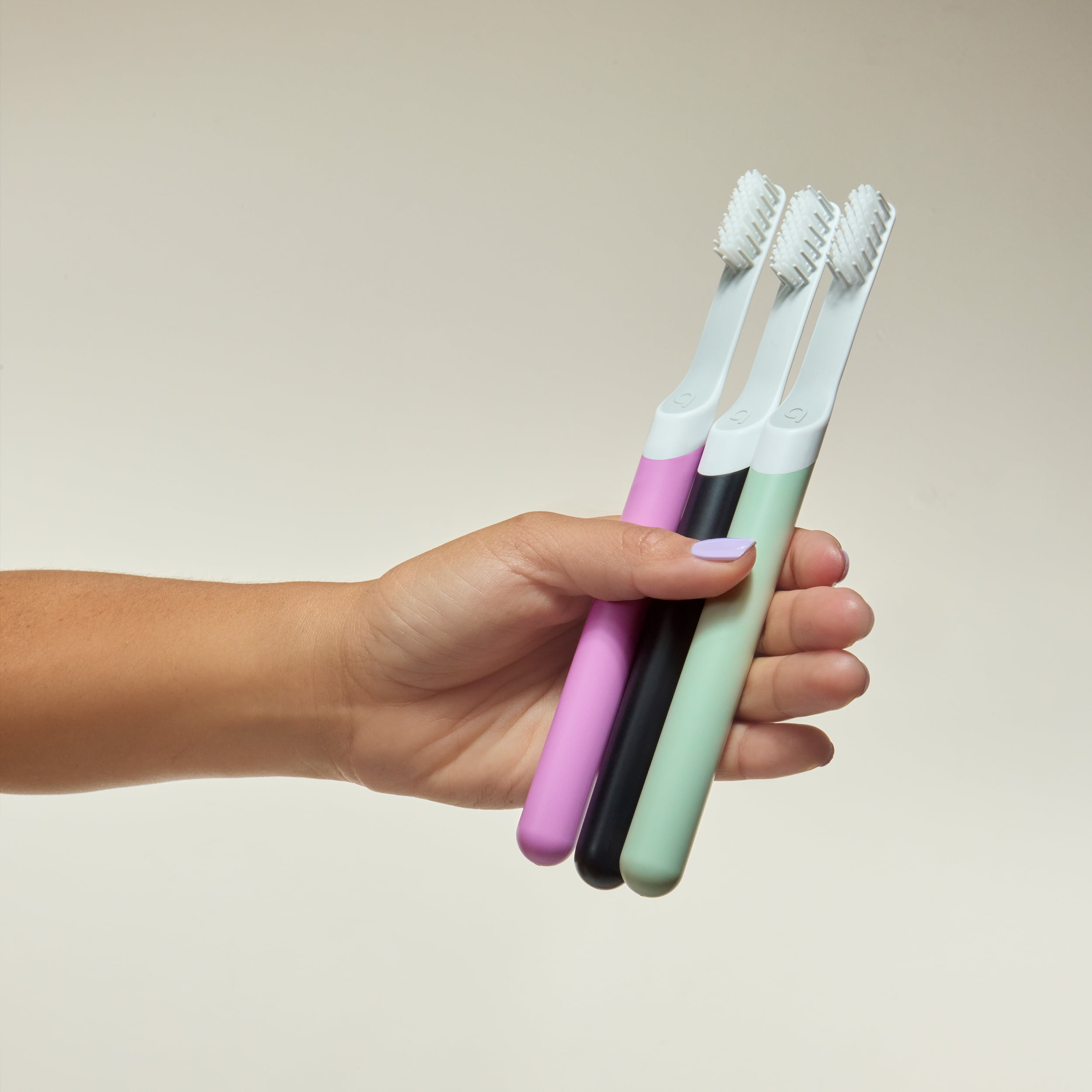 Quip Adult Electric Toothbrush Full Head, Built-in Timer + Travel Case, Blue Plastic - Image 10